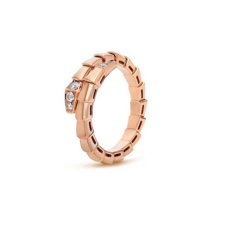 リング「セルペンティ ヴァイパー」[PG x DIA] 64万3500円（ブルガリ/ブルガリ・ジャパン）