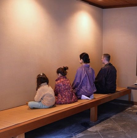 ハイエンドホテル・和空間で書道体験！完全カスタマイズで多様なシーンに対応