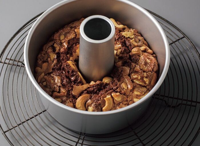 シフォン型で焼くと美味しい！みっしり「ブラウニー」の作り方。ブラウンシュガーでさらに美味しく仕上がります♪