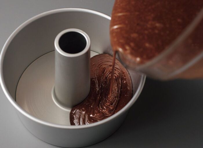 シフォン型で焼くと美味しい！みっしり「ブラウニー」の作り方。ブラウンシュガーでさらに美味しく仕上がります♪