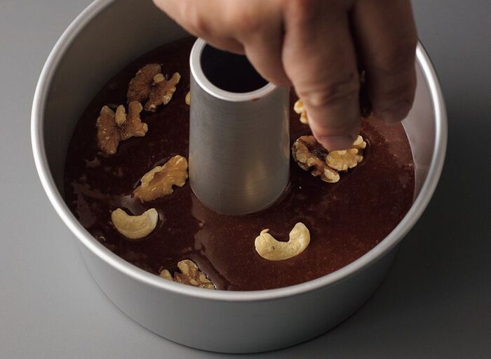 シフォン型で焼くと美味しい！みっしり「ブラウニー」の作り方。ブラウンシュガーでさらに美味しく仕上がります♪