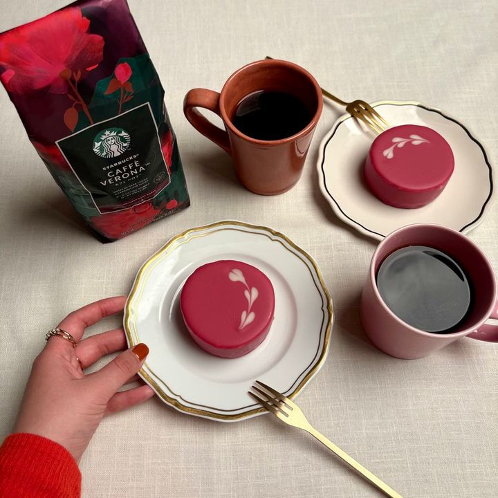 ルビーチョコレートケーキ、カフェ ベロナ®