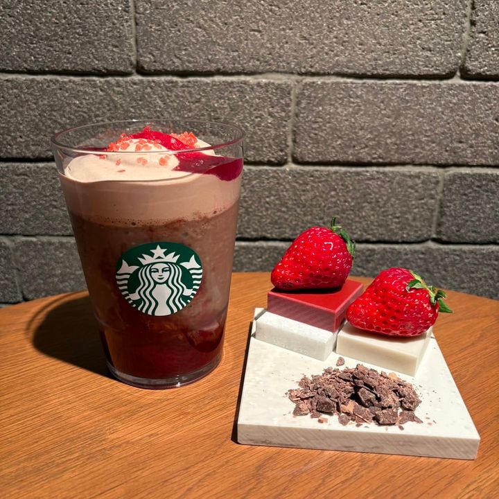 カカオ＆ストロベリームース フラペチーノ®