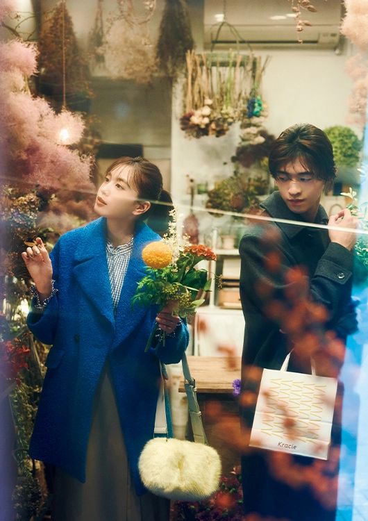 【毎日コーデ】コートもトップスもブルートーンで知的に