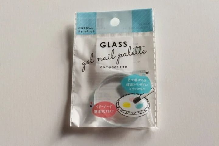 ダイソー ガラスジェルネイルパレット パッケージ