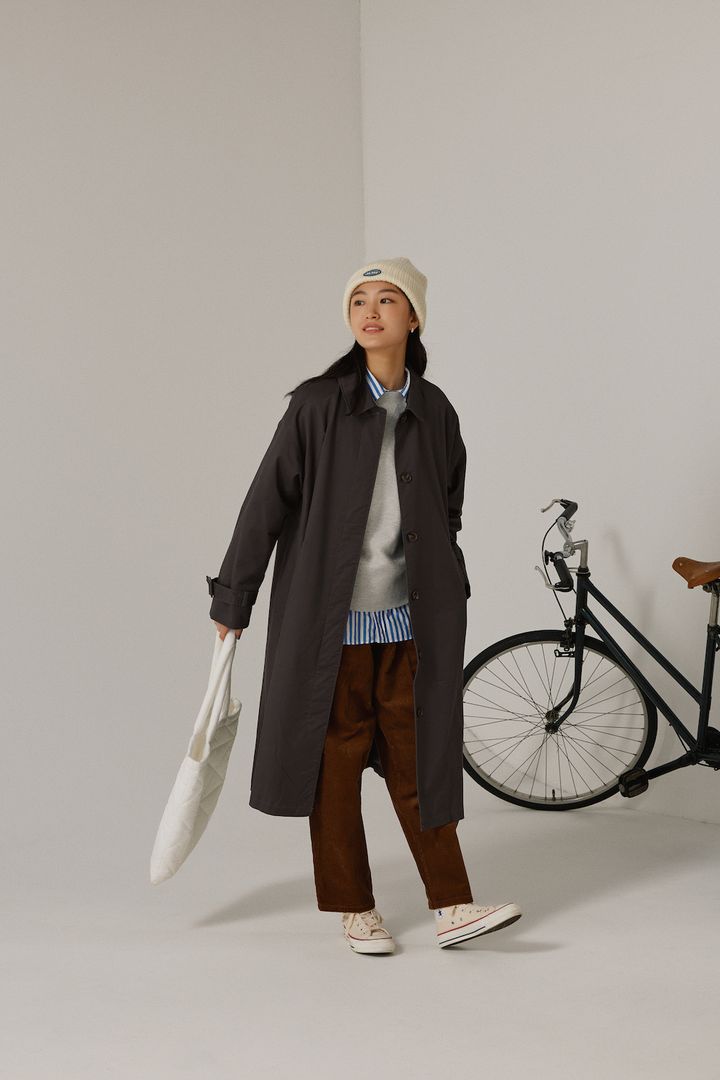 コートの中はストライプが正解！冬スタイルに華やぎを【FUDGE FRIEND おしゃれさんの毎日コーディネート vol.636｜ 栁沼芽以】