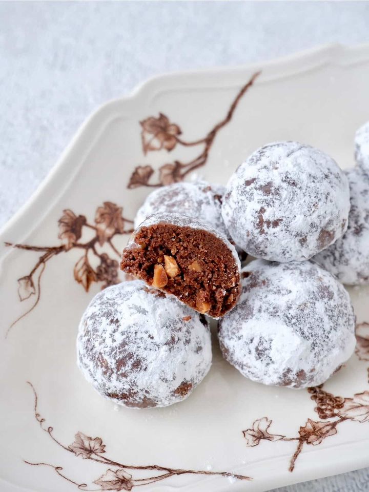 ココア&アーモンドの米粉スノーボール