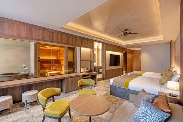 【熊本県阿蘇市】阿蘇五岳を望む「亀の井ホテル 阿蘇」で、天然温泉の露天風呂と北欧産サウナを楽しむ