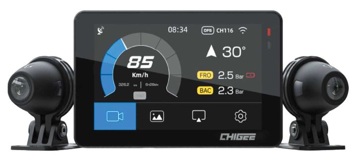 駐車中こそ本領発揮。駐車監視機能付きドライブレコーダーで愛車の「もしも」を記録する