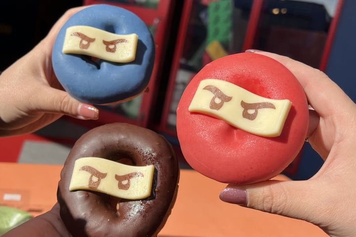 ファクトリー・サンドウィッチ・カンパニー「ニンジャドーナツ」