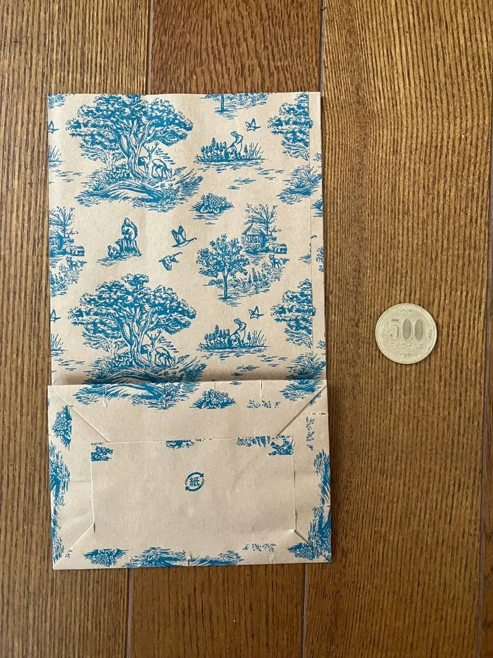 Seria(セリア)：水切りゴミ袋 シャービック柄