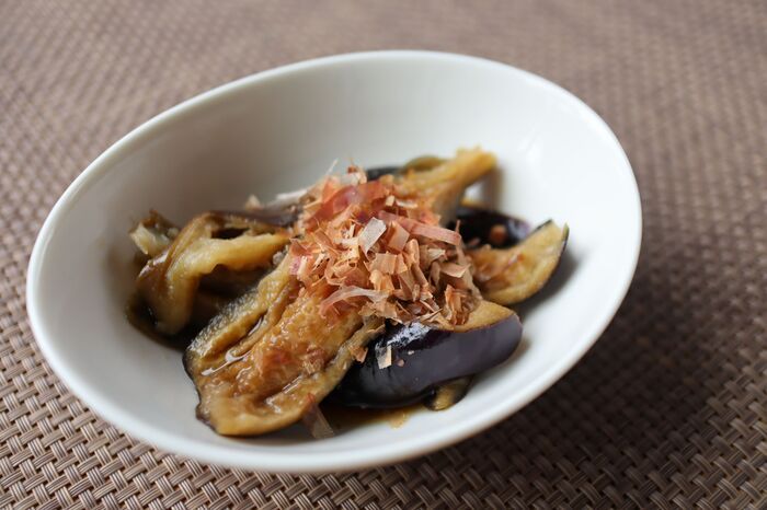 なすは「まるごと冷凍」が正解！？驚きのおいしさ＆時短テクを検証してみた！