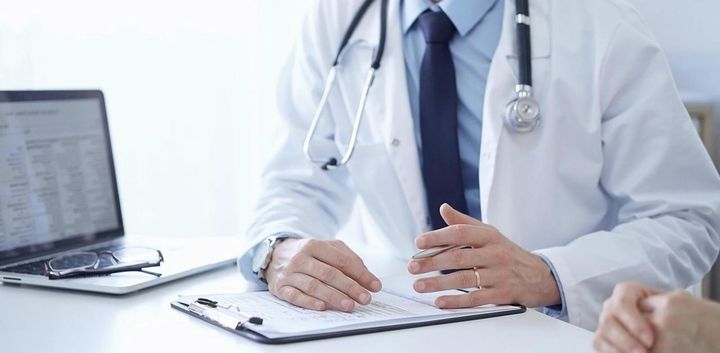 画像: 「早くして！」と怒鳴った息子の腕は、折れていた。言葉で伝えられない障害の息子。母の『後悔』と『誓い』