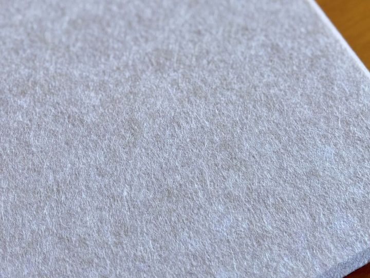 100均の「防音シート」一覧｜使い方やサイズ感なども詳しく【ダイソー・セリア・キャンドゥ】