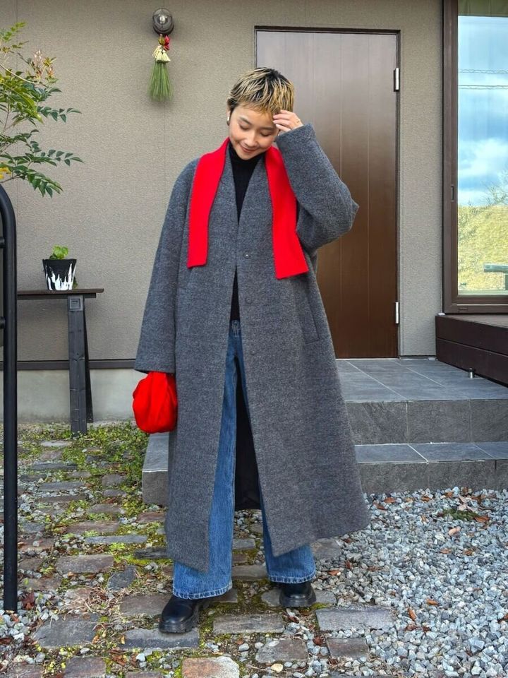 2026大人女性おすすめ赤小物デニムコーデ