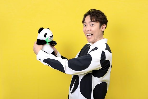 よしお兄さん、パンダとの思い出は“うんちの臭い”!? 撮影/杉映貴子