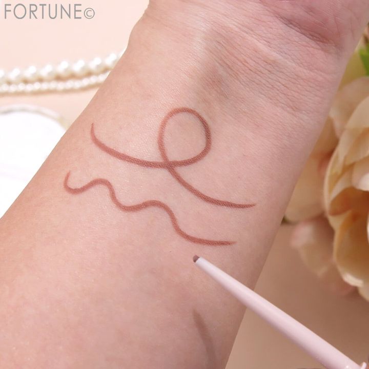 CANMAKE（キャンメイク） 『クリーミータッチライナー』