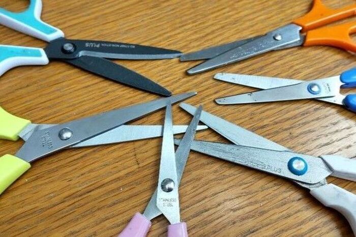 切れ味が落ちたハサミを一発で復活させる裏ワザ！思わず感動する仕上がりに♪【やってみた】