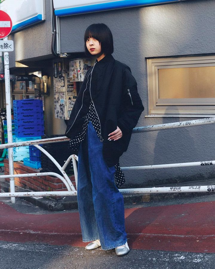 【スナップ】変わった形のアイテムを寄せ集めた“オールスター”コーデ