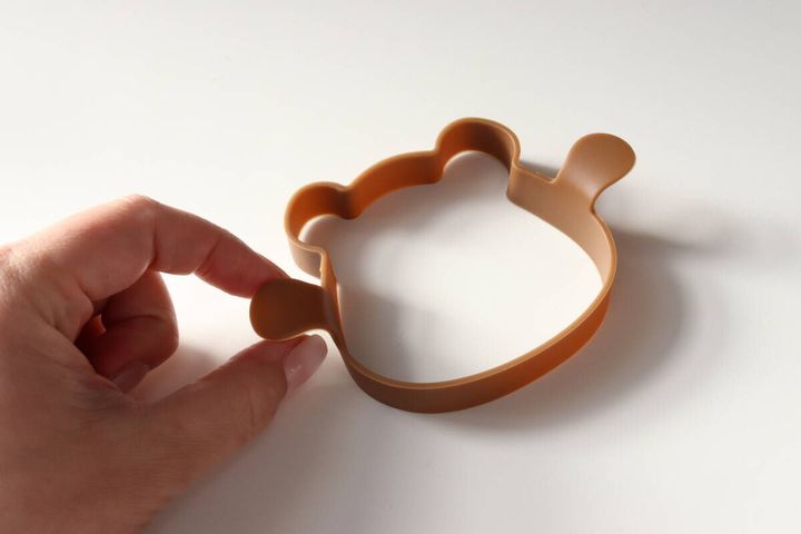 ダイソーの持ち手つきシリコーンリング（くま、2個）