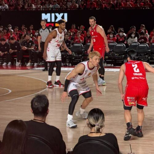 「うわあああ！」大人になって叫んだことある？千葉・ららアリーナの熱狂から船橋のディープな夜へ…Bリーグ観戦の“沼”が深すぎる