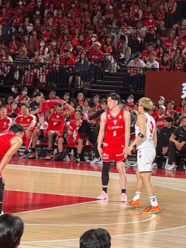 「うわあああ！」大人になって叫んだことある？千葉・ららアリーナの熱狂から船橋のディープな夜へ…Bリーグ観戦の“沼”が深すぎる