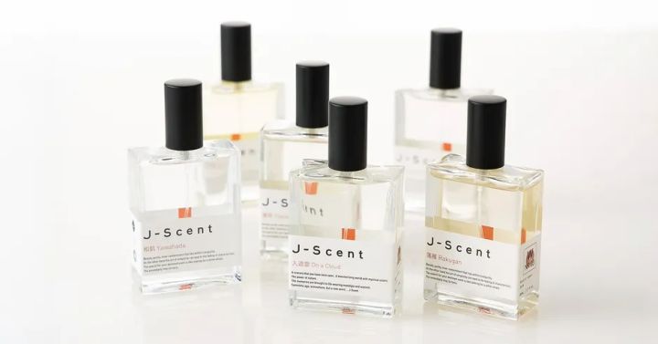 J-Scentの香水ボトル
