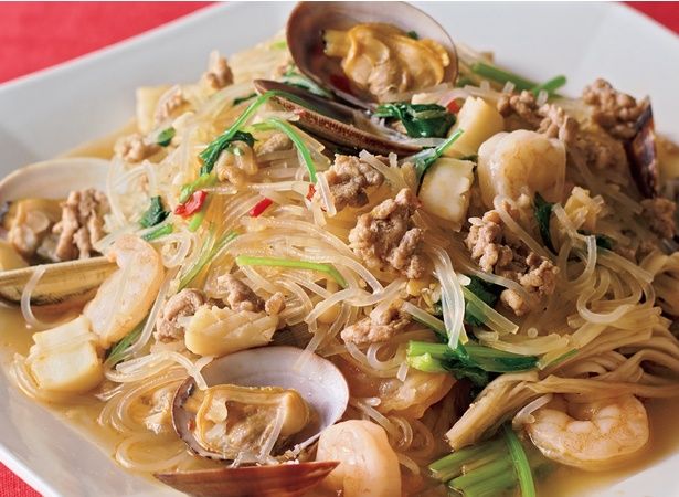 汁までおいしい春雨煮込み (C)りん／KADOKAWA