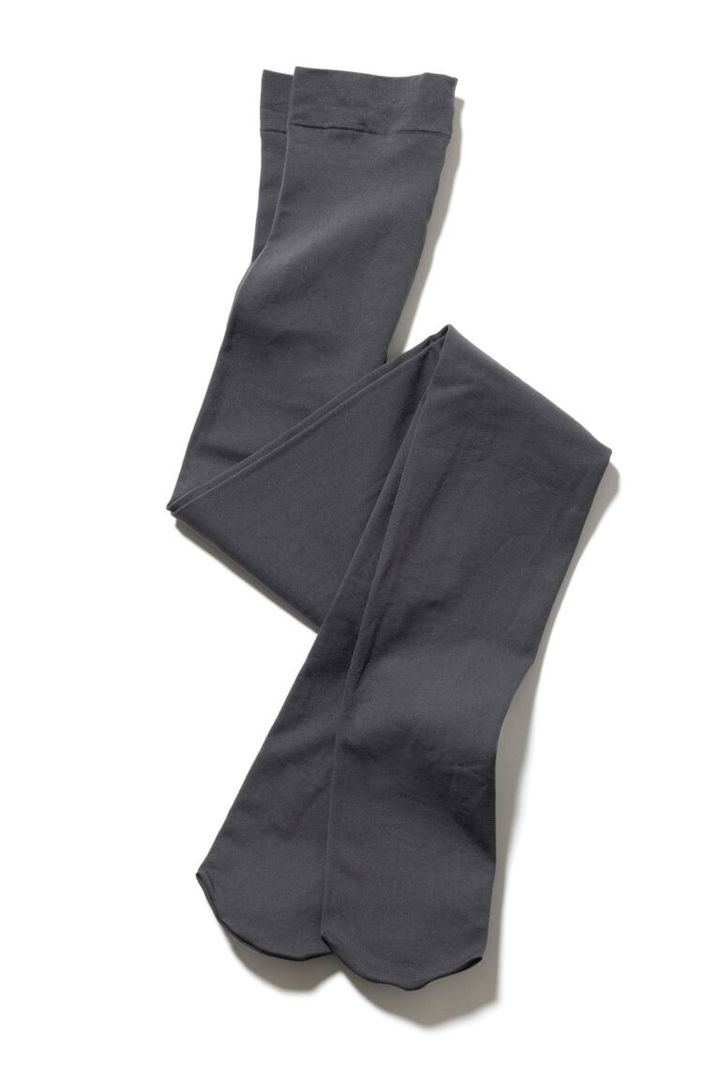 タイツ¥1,320／靴下屋（タビオ）