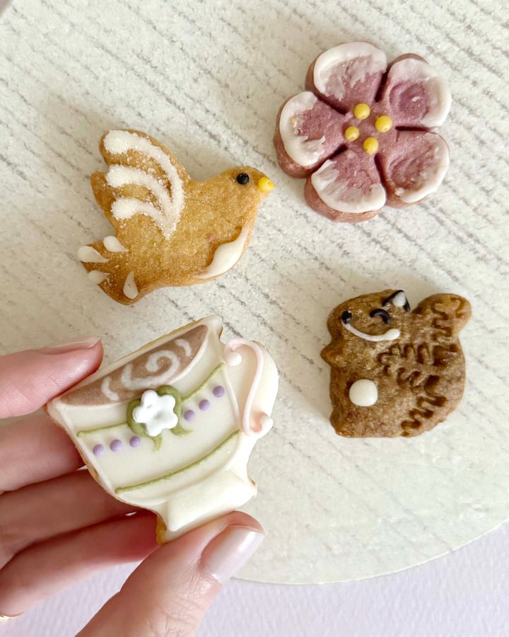 おしゃれでかわいい限定スイーツ2026◇ 心ときめくクッキー缶をお取り寄せ【ささやかですてきなもの 大谷有紀 vol.273】