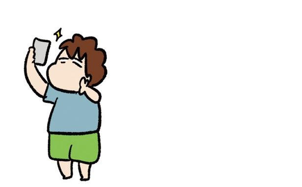 いつの間にか夫の自撮りが… （C）ゆゆ／KADOKAWA