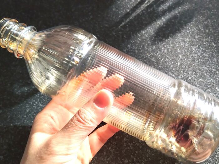 しょうゆ「密封ボトル」の捨て方！中身は切らずに水で洗えます。キャップの外し方は？