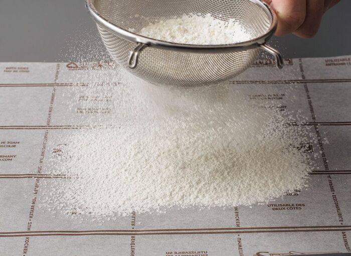 シフォン型で焼くと美味しい！しっとり濃厚な「ガトーショコラ」の作り方。材料5つ！初心者さんでも挑戦しやすいレシピです♪