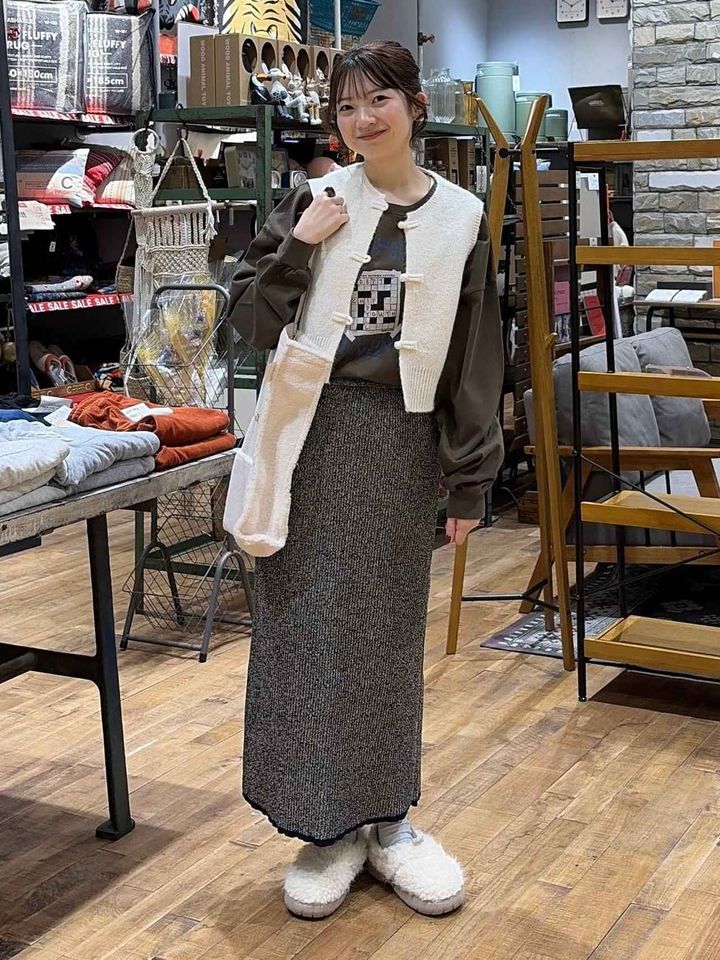 画像1: 出典：and ST