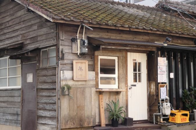 Eltren Coffee Roasters 外観