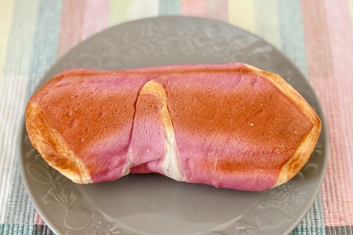 おいもあんの優しい甘みが贅沢！【ファミマ】の関東限定パンを食べてみた