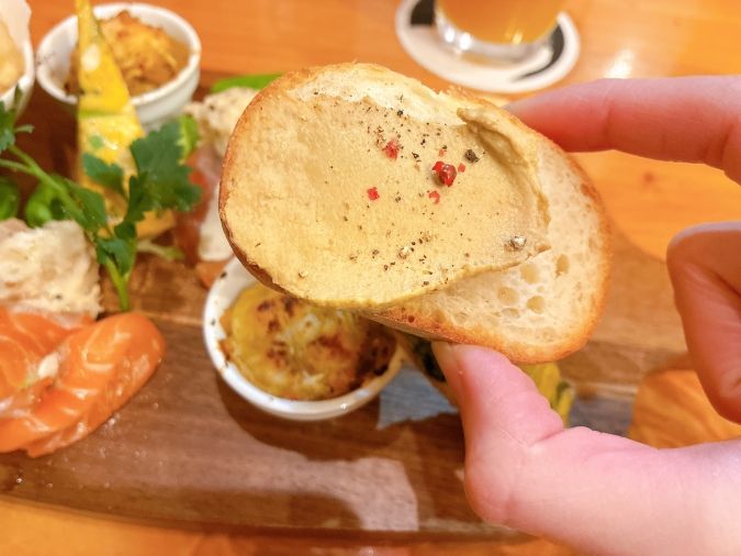 ルネッタ 鶏白レバーのなめらかパテ