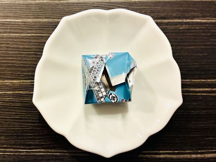 【セブン-イレブン】コンビニ限定のチロルチョコ「包み紙を開けたらきっと驚く」