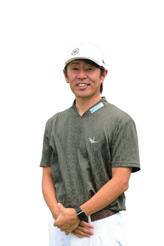 パッティングのミスの原因は目線にあり！ライン読みは「あおるように見る」が正解