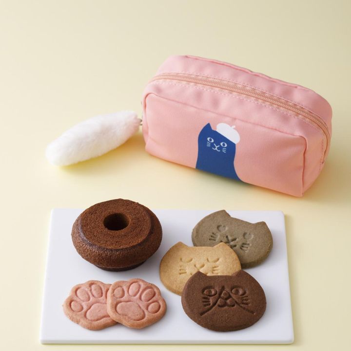 「紀ノ国屋 ねこのスイーツポーチ」（税込 1652円） width=