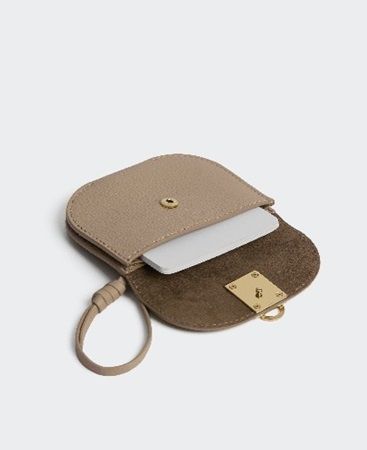 香港発バッグブランド「Cafuné」新作！新シリーズと新色が登場＆人気アイテム再販決定