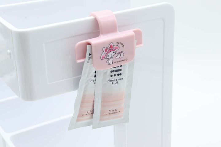 ダイソーのチューブホルダーワイドM／Mハッピーライフでパウチを浮かす