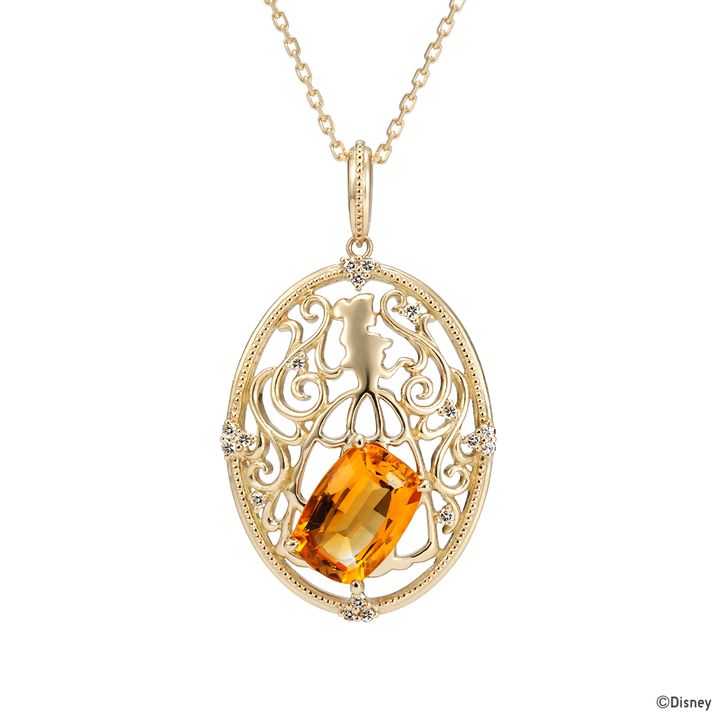 トパーズを活かした「ベル」のペンダントトップ。母との想い出がつまった宝物