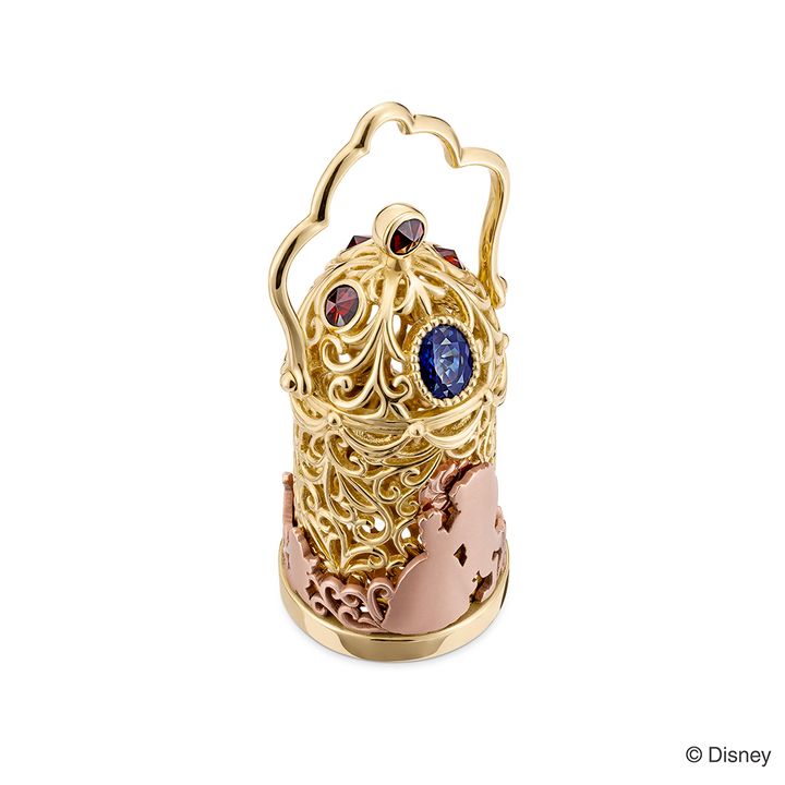 回る仕掛けが楽しく優雅な『美女と野獣』がモチーフのペンダント 裏