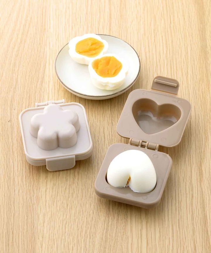 画像1: 出典：3COINS