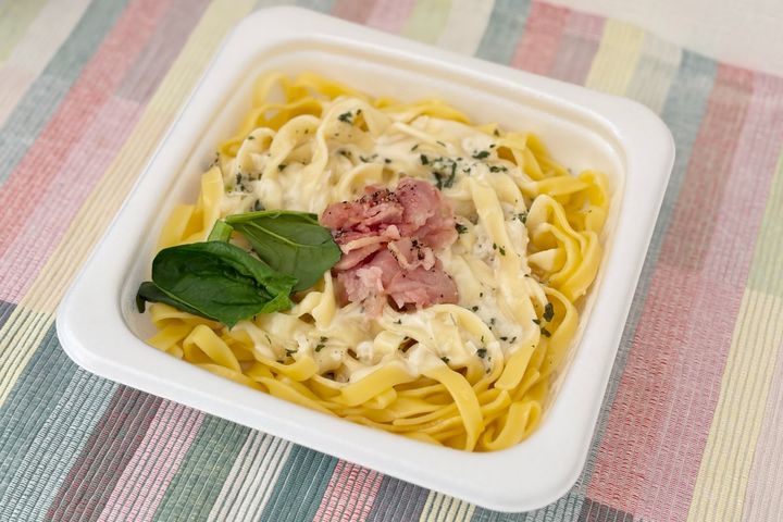 500円以下なんてお得すぎる【ファミマ】の生パスタは味も食感も本格派