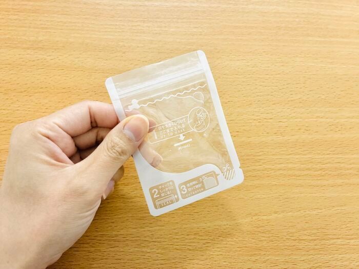 【セリア】とことん快適〜♡「持ち運び用のミニ袋」入口はチャック側だけど出口は反対側！？