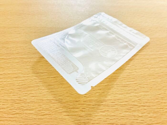 【セリア】とことん快適〜♡「持ち運び用のミニ袋」入口はチャック側だけど出口は反対側！？