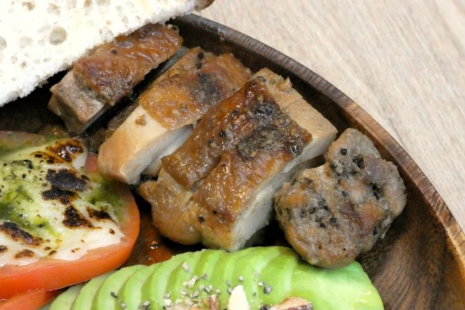 いちごや cafe TANNAL 福岡大名店 ジャークチキン