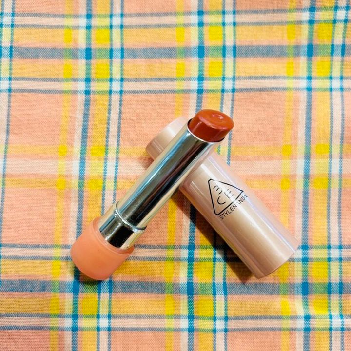 3CE グレイジーリップグロウ 34 ローズグレイズ 2530円（3CE カスタマーセンター 03-4333-8919）